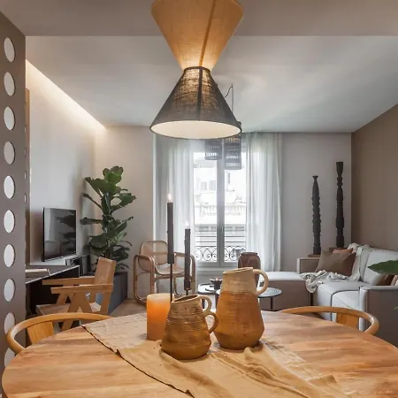 Spacest - Passeig De Gracia B * Barcelona