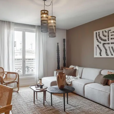 Spacest - Passeig De Gracia B Barcelona